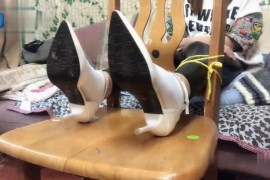 白袜挠脚心 - D130